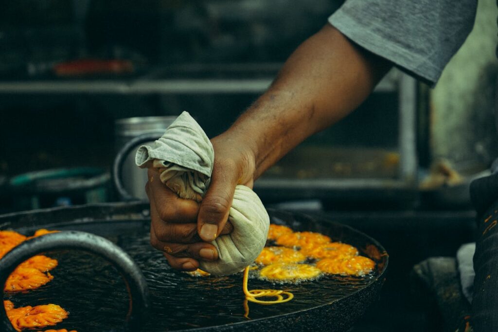 jalebi cooking